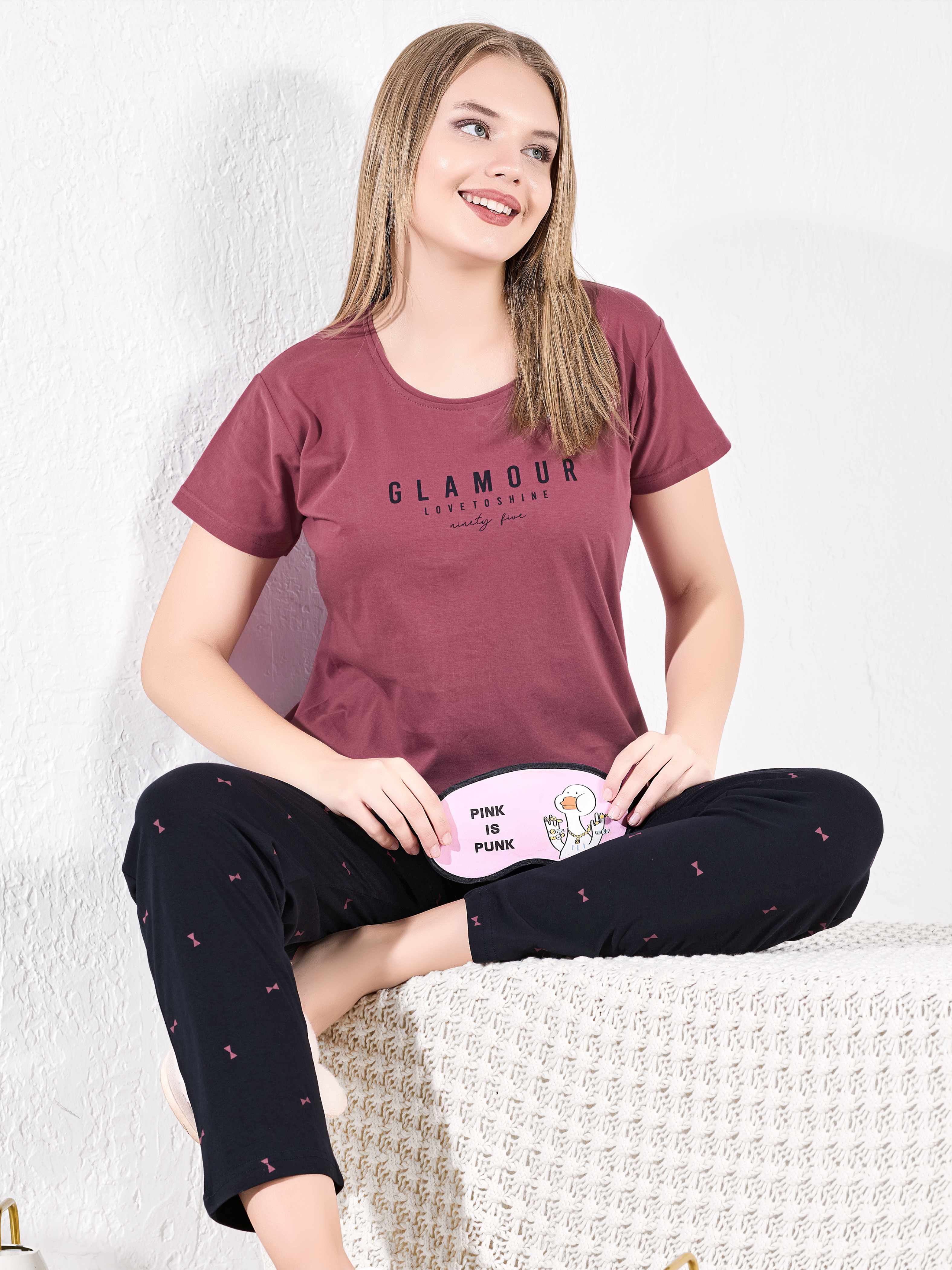 Wine Hosiery Nightsuit