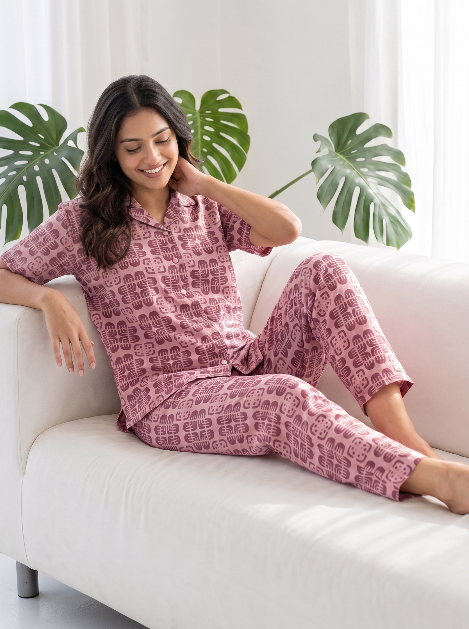 Women's Mauve Pink Geometric Print Collared Night Suit
