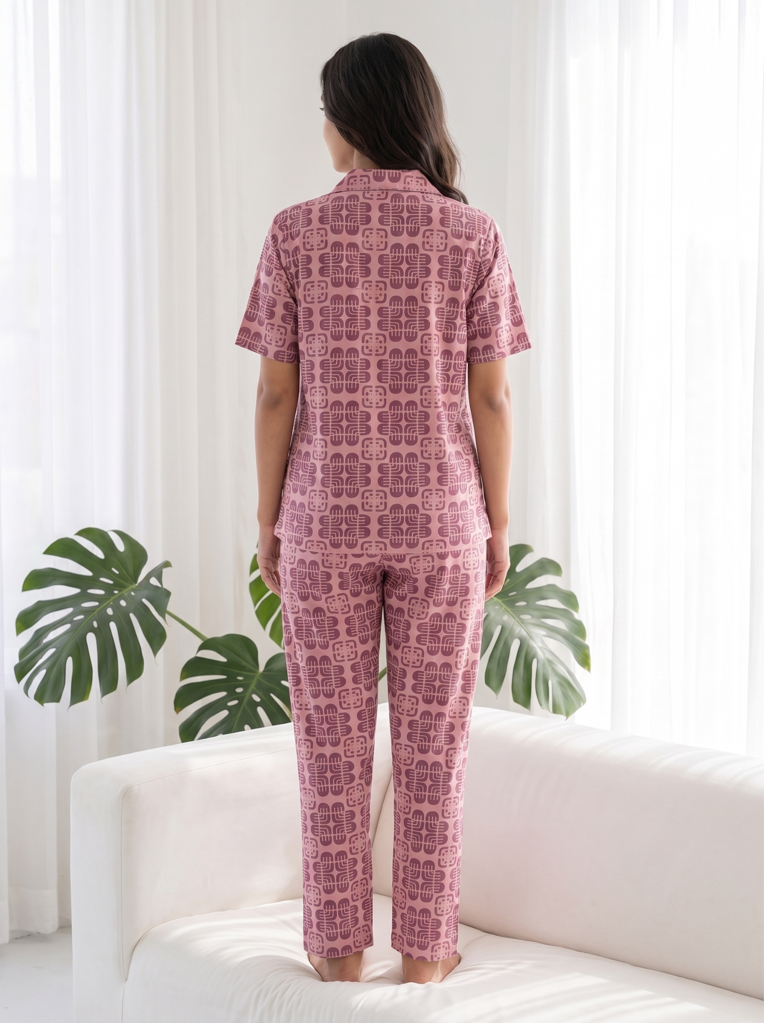 Women's Mauve Pink Geometric Print Collared Night Suit
