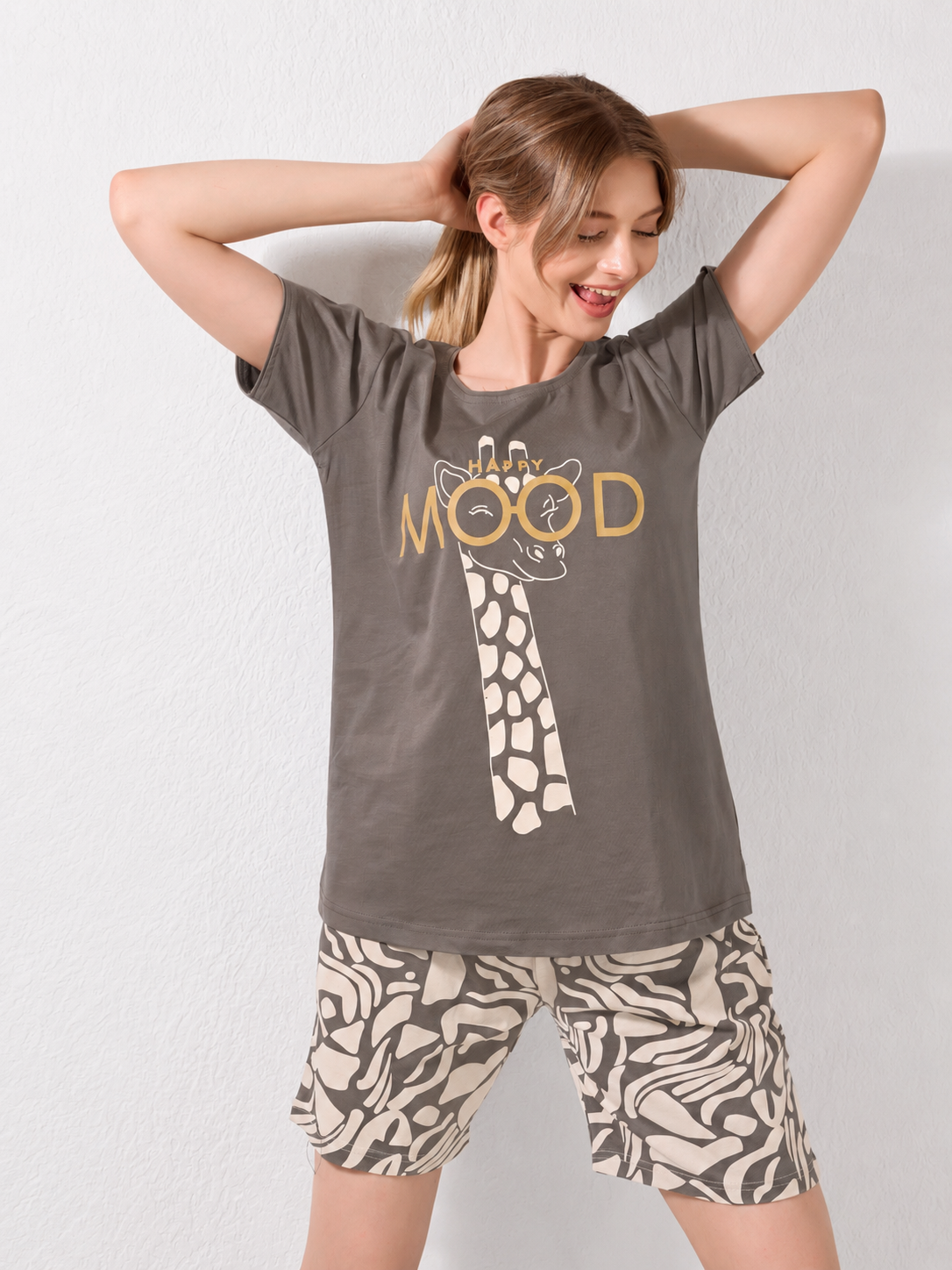 Charcoal Giraffe Short Nighsuit