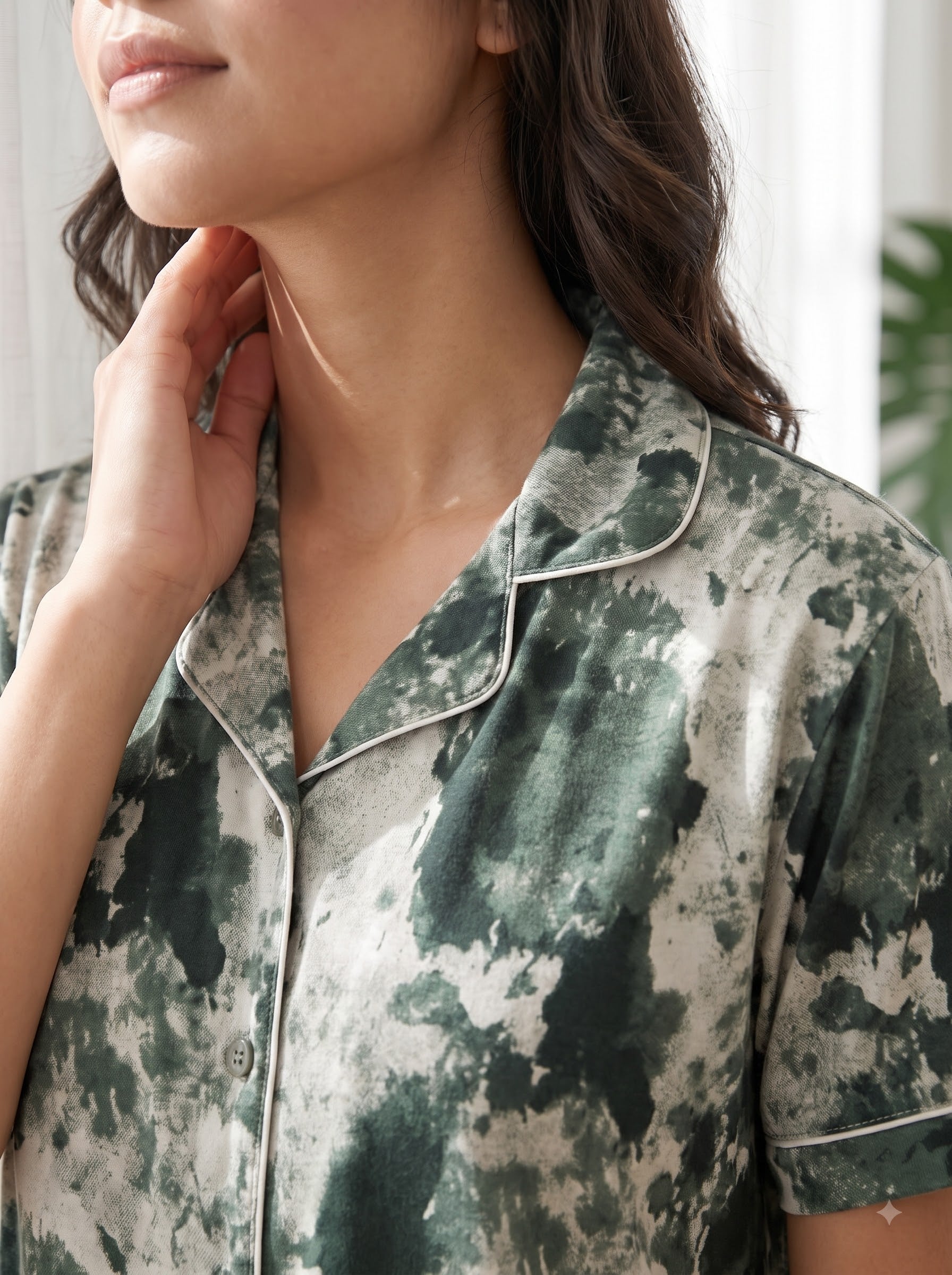 Women's Forest Green Tie-Dye Collared Night Suit
